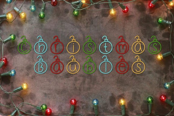 Christmas Baubles: A Charming Handwritten Font for Crafters